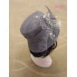 Шляпа "клош" в сером цвете с молочным декором SH 223