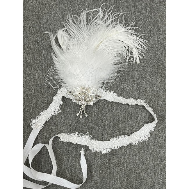 https://www.hatshop.com.ua/2186-14254-thickbox/sh-571-1-povyazka-belaya-s-biserom-i-s-perom-v-stile-getsbi.jpg