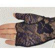 PR 141-1 Черные с фиолетовым кружевные перчатки без пальцев