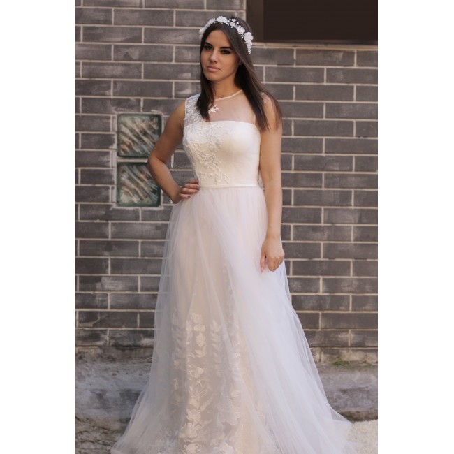https://www.hatshop.com.ua/2284-14345-thickbox/wd-270-nezhnoe-svadebnoe-plate-s-vyschivkoy-rischele.jpg