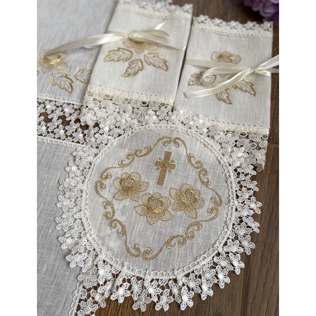 https://www.hatshop.com.ua/2458-10891-thickbox/pl-066-ivory-gold-nabor-lnyanoy-s-vyschivkoy-zoloto.jpg