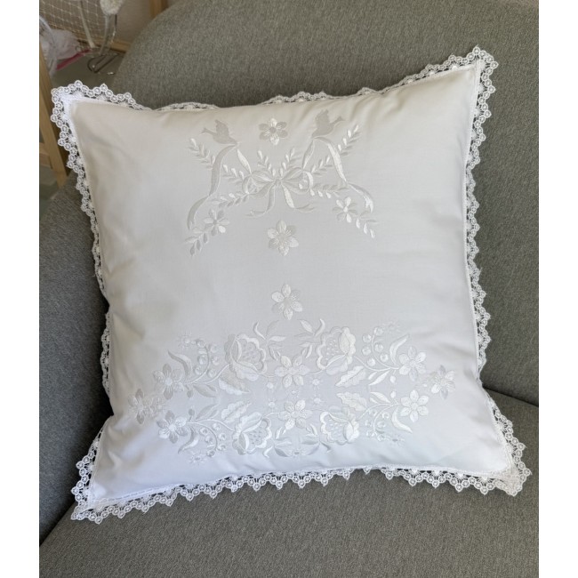 https://www.hatshop.com.ua/2951-15161-thickbox/pod-020-poduschka-narecheno-bavovna-bl-kvti.jpg